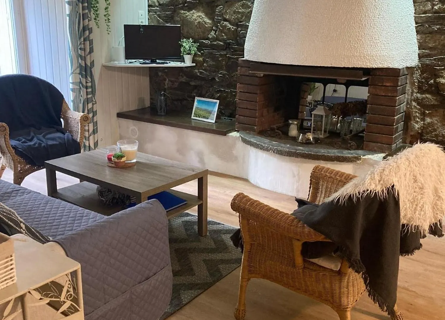 Appartement T2 58m2 Allée des Bains-Tarifs cure Bagnères-de-Luchon France